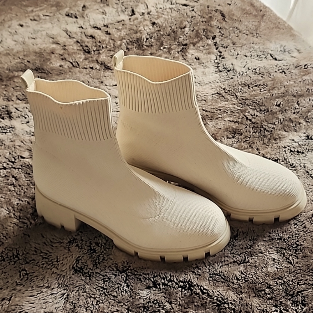 Ankle boots